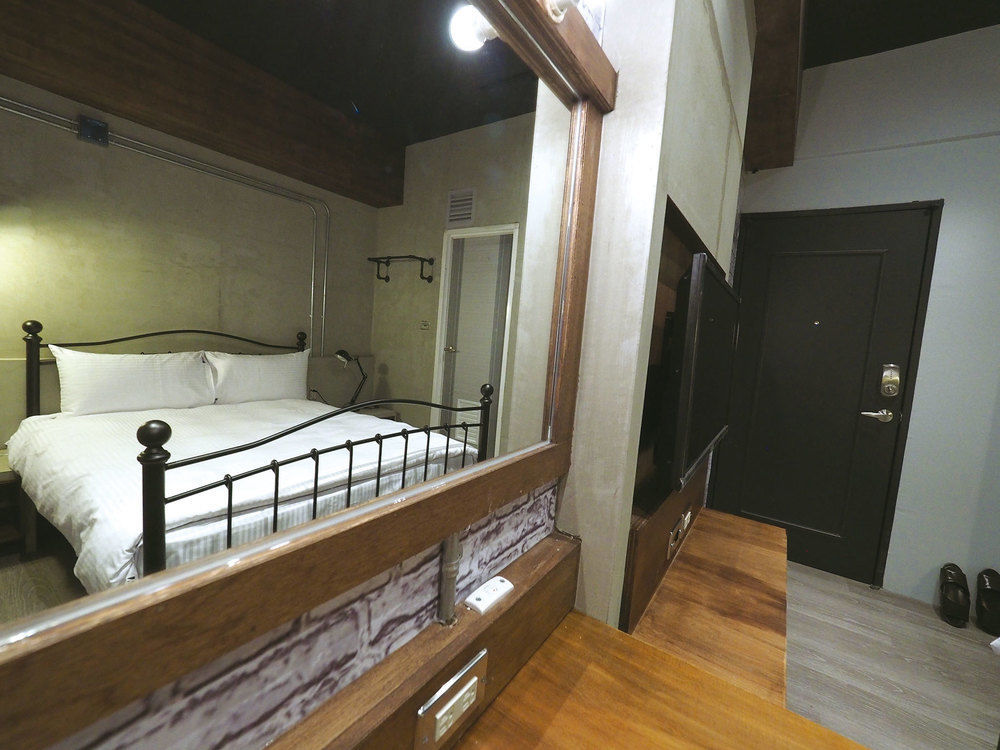 Loft Hostel Fengjia Taichung Dış mekan fotoğraf