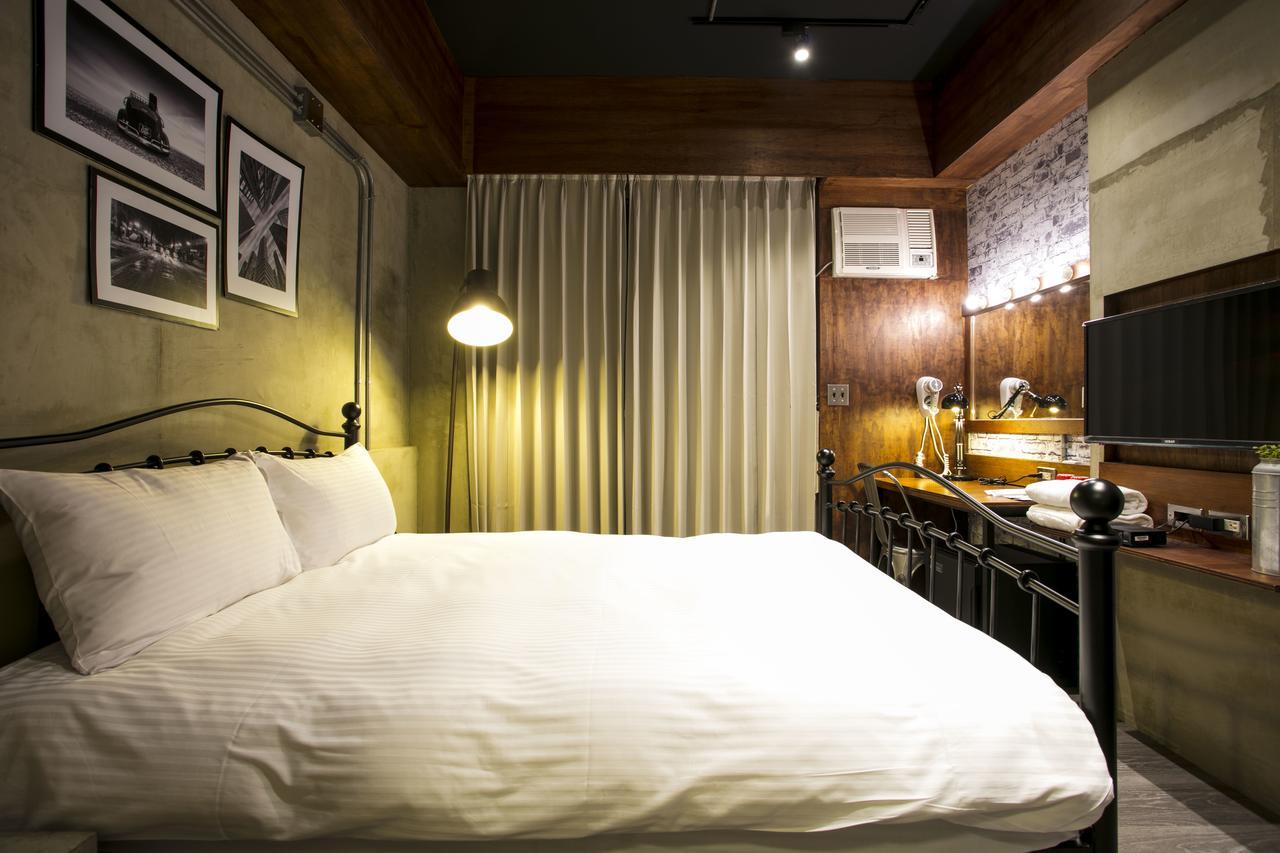 Loft Hostel Fengjia Taichung Dış mekan fotoğraf