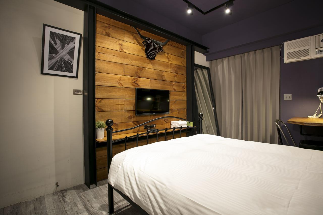 Loft Hostel Fengjia Taichung Dış mekan fotoğraf