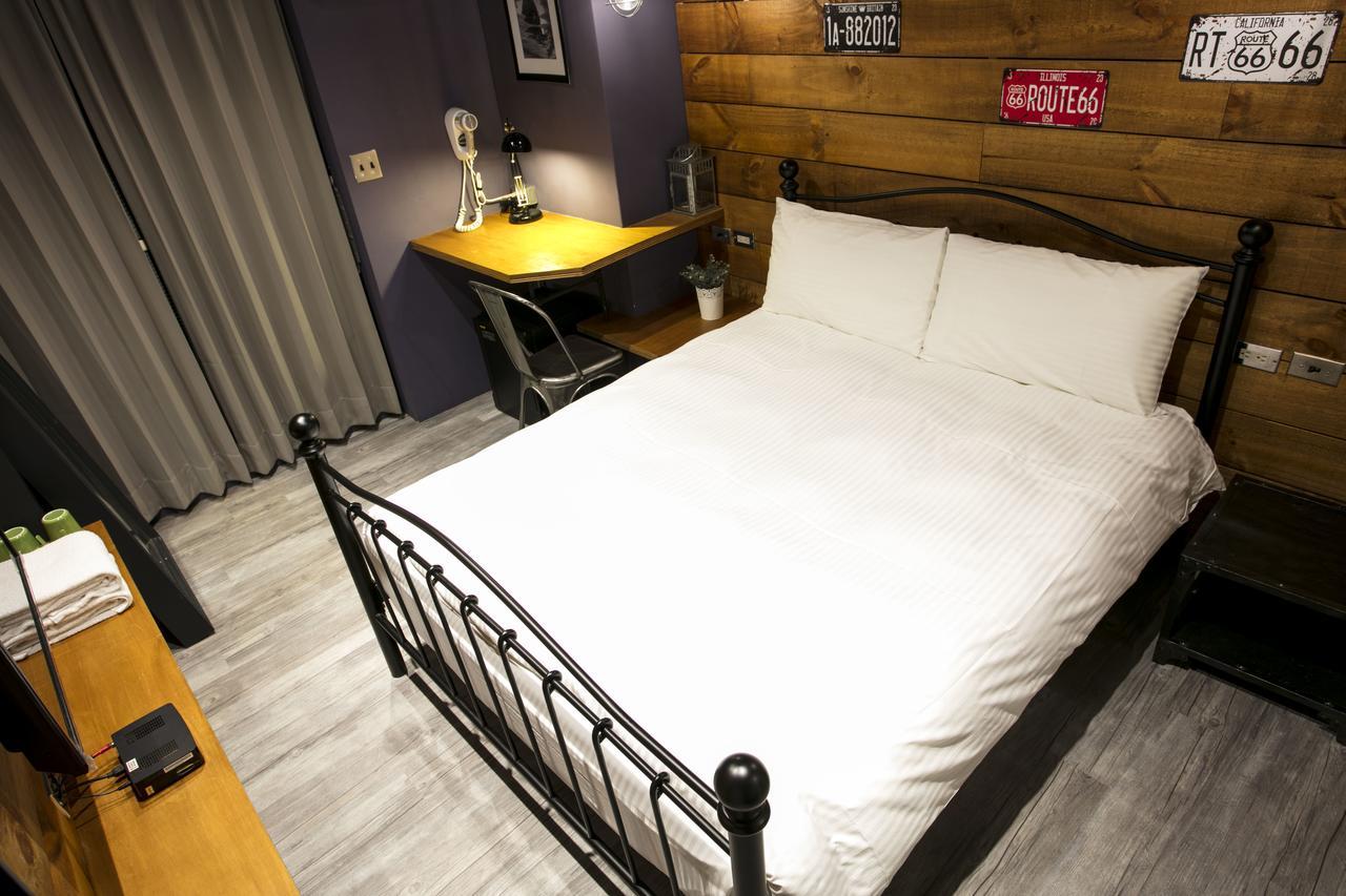 Loft Hostel Fengjia Taichung Dış mekan fotoğraf