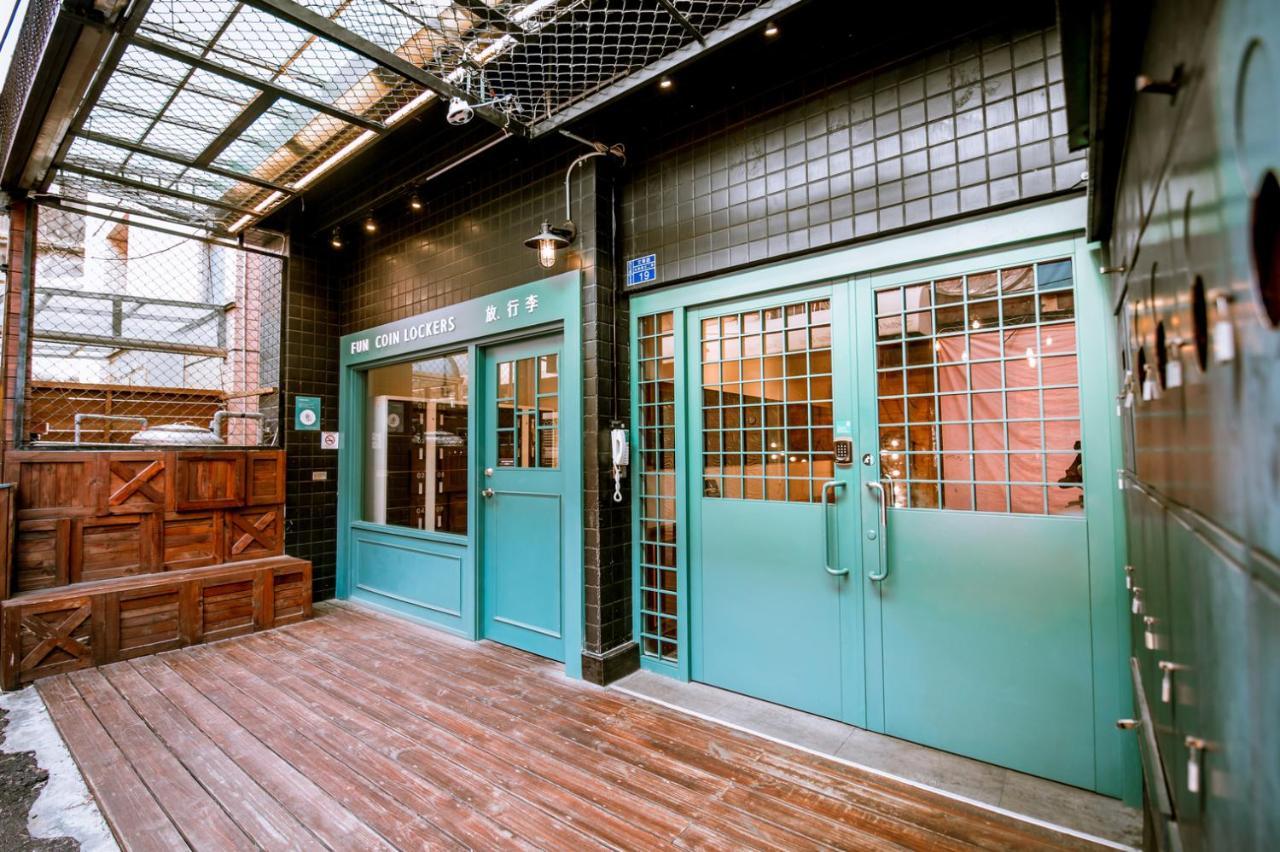 Loft Hostel Fengjia Taichung Dış mekan fotoğraf